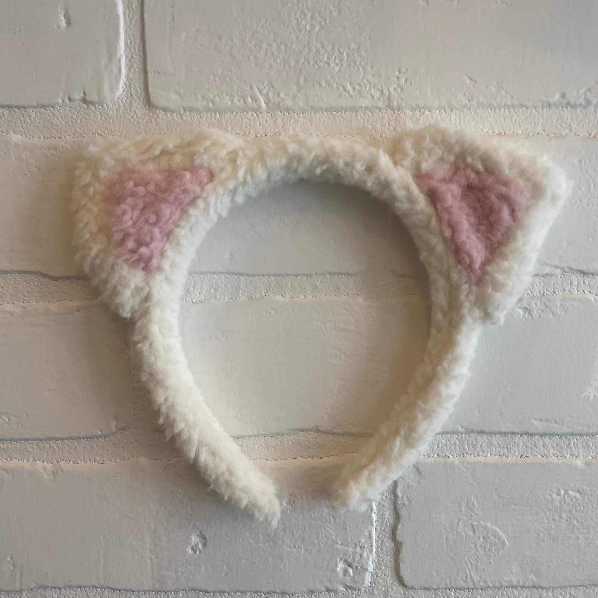 Plush Cat Ears Headband - White