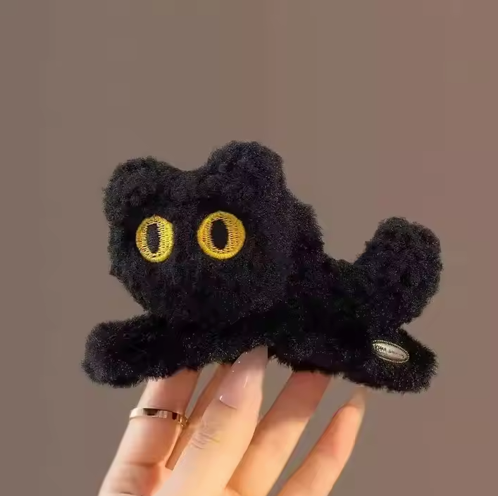 Fluffy Cat Hair Claw Clip - Black